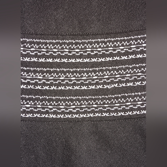 #41 Black Embroidered Skirt ! - Picture 3 of 5